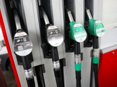 Na stacjach znów drożej – rosną ceny benzyny i diesla