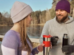 Kubek termiczny na prezent – praktyczny i modny upominek na każdą okazję