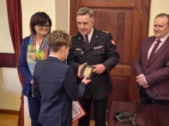 Odznaczenie „Luvenis Forti” dla 10-letniego bohatera z Pniew