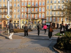 Przejście, które tylko udaje przejście. Polacy wciąż nie wiedzą, jak działa "sugerowane"