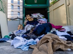 Recykling tekstyliów będzie rósł. Ale i tak nie uratuje nas przed zalewem odzieżowych odpadów