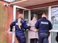 Filmowy pościg w Skierniewicach: 60-letni Włoch zatrzymany z podrobionymi pilarkami