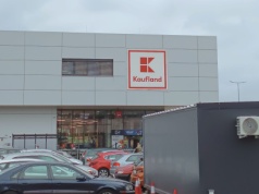 Butelka od wina trafi do systemu kaucyjnego. Testy już trwają