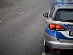 Hulajnoga, alkohol, narkotyki i list gończy – 40-latek w rękach policji