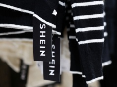 Francja nie odpuszcza. 200 tysięcy paczek z Shein pod lupą celników