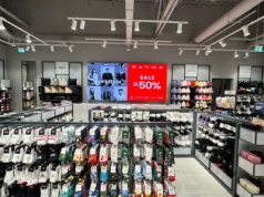 150 sklepów kaes zmieni się worldbox. Jest zgoda na przejęcie