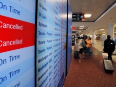 Chaos na niebie i totalny paraliż na lotniskach. Ponad 1000 lotów odwołanych