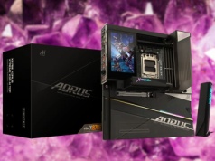 X870E AORUS XTREME X3D AI TOP – płyta główna z ekranem rozmiaru smartfona