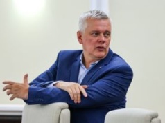 Siemoniak dementuje. "Nieprawda, że służby nie przekazują informacji"