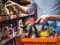 Zakupy droższe w Polsce niż w Niemczech? W niektórych produktach widoczna duża różnica