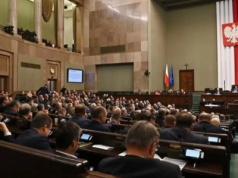 Ku czemu Polska idzie? Tomasz Łysiak o barbaryzacji polskiej polityki wewnętrznej