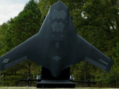 GE Aerospace dostarczy napęd dla odrzutowych bezzałogowców Shield AI X-Bat