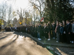 Grodzisk Wielkopolski: Powiatowe obchody Narodowego Święta Niepodległości pod Pomnikiem Wdzięczności