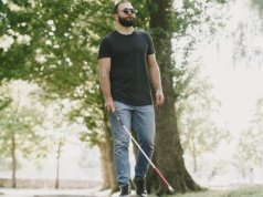 Mikrochip w oku przywraca wzrok. Badania dają szansę na przełom