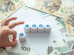 Chcą zlikwidować 800 plus, 13. i 14 emeryturę. Sprawą zajmie się Sejm