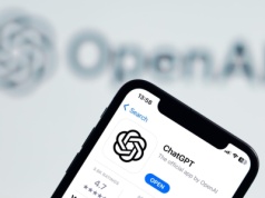 Fala pozwów przeciwko OpenAI. ChatGPT posunął się za daleko