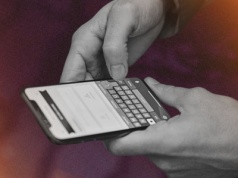 To absurd, co dzieje się na klasowych grupach rodziców. "Zapukała policja"