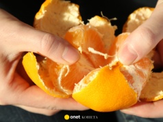 Nie wyrzucaj skórek do BIO. Sprawdź, gdzie powinny trafić