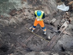 Archeolodzy odkryli fortyfikacje i bramę zaginionego miasta. Niezwykłe doniesienia ze Szwecji