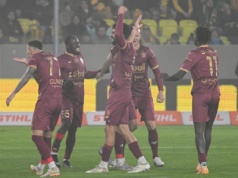 Kuriozalny samobój w meczu Ekstraklasy! Ważny mecz na dole tabeli