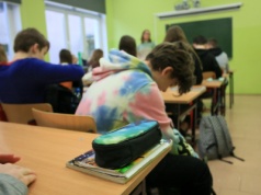 Lęk przed stygmatyzacją bywa silniejszy. Edukacja włączająca to często idea na papierze