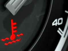 Uszkodzony czujnik temperatury wody – diagnostyka krok po kroku.