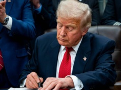 Najdłuższy shutdown w historii USA zakończony. Donald Trump złożył podpis