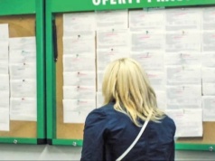 Coraz więcej bezrobotnych Polaków. "My budowaliśmy miejsca pracy, oni je tracą"