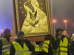 Bp Solarczyk: stajemy razem z Maryją, aby Jej słowa wybrzmiały w naszych sercach