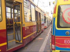 Zderzenie tramwajów w centrum Łodzi. Jest kilkunastu rannych