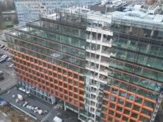 Gigant wyrósł w centrum Wrocławia! Z biurowca zniknęło rusztowanie. Co z drugim budynkiem?