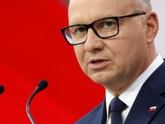 Ostra wymiana zdań między Dudą a prof. Zollem. "Kolejny raz mija się z prawdą"