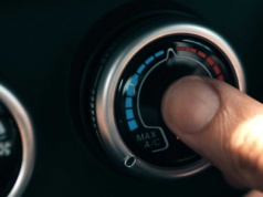 Wystarczy wcisnąć ten przycisk raz w tygodniu. Wielu kierowców o tym zapomina