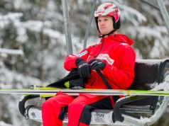 Mocne słowa znanego skoczka po coming oucie. „Jakby mówili o nas jak o zwierzętach”