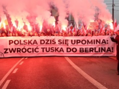 Jeśli Tusk myśli, że na „wojence” z pirotechniką zyska poparcie, to się myli