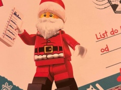 Oto, kto decyduje o prezentach. Chwyt z katalogu Biedronki wywołał burzę