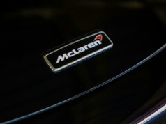 To się musiało w końcu wydarzyć. Wiemy, kiedy pojawi się pierwszy SUV McLarena