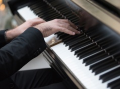 Dwóch Polaków znalazło się w drugim etapie XIII Międzynarodowego Konkursu Pianistycznego im. I.J. Paderewskiego