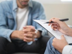 Kiedy do psychiatry, a kiedy do psychologa