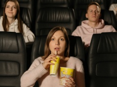 Jak jeden film potrafi zmienić nasze decyzje? Badacze są zaskoczeni