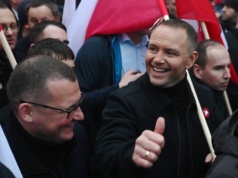 Katarzyna Kasia o Karolu Nawrockim: szedł wśród transparentów z nienawiścią