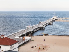 GUS: W 2025 roku nad morzem było więcej turystów niż w 2024