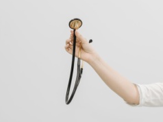 Rosja wprowadza obowiązek pracy dla młodych lekarzy. Nowe regulacje od 2026 roku