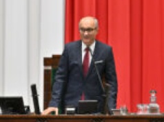 Zakaz sprzedaży alkoholu w Sejmie! Czarzasty podpisał rozporządzenie