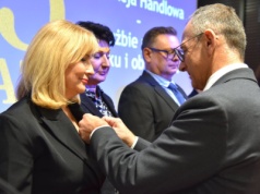 Inspekcja Handlowa świętowała 75- lecie działalności! Wojewoda wręczył Medale za Długoletnią Służbę