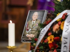 Warszawa pożegnała urodzonego w Lidzie płk Zbigniewa Rylskiego – ostatniego żołnierza „Parasola”