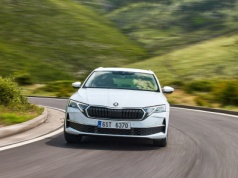 Skoda Octavia wraca na pozycję auta nr 1 w Polsce. Za co cenią ją Polacy?