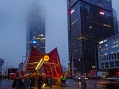 Cudze pieniądze już nam tak nie służą. Ten raport wykazuje, dlaczego musimy stawiać na swoje