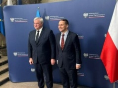 Polska daje 100 mln. na zakup amerykańskiej broni dla Ukrainy