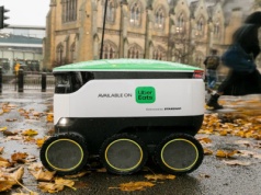 Kurierzy na bruk? Uber Eats wprowadza autonomiczne roboty